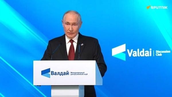 La neutralité de l'Ukraine demeure un objectif pour la Russie, a déclaré Poutine - Sputnik Afrique