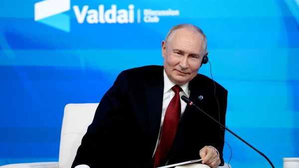 Putin at Valdai: New world order, AI risks and global security - FULL VIDEO - Sputnik Africa