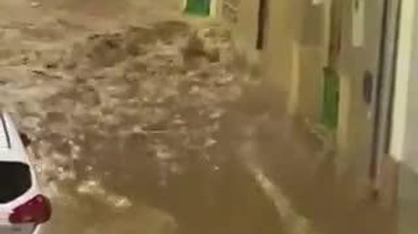 Streets Turned to Rivers in Spain: Downpours Flood the Country's Northeast - Sputnik Africa