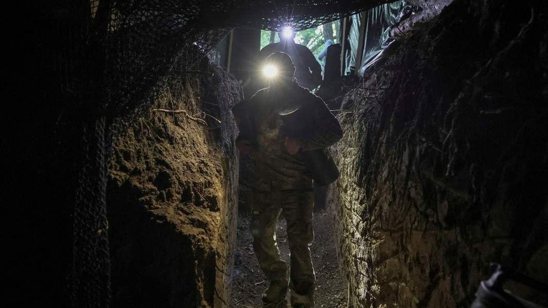 Russian forces thwart Ukrainian army breakout attempt from Volchansk cauldron Russian forces thwart Ukrainian army breakout attempt from Volchansk cauldron - Sputnik Africa, 1920, 06.10.2026