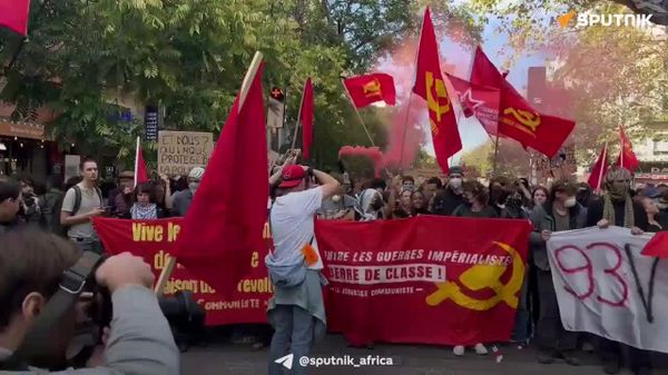 Tensions Rise at High School Student Protest in Paris as Tear Gas is Used, Sputnik Africa Correspondent Reports - Sputnik Africa