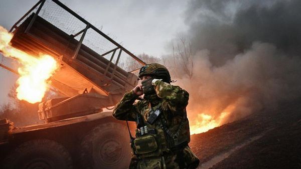Réponse russe: frappes contre le complexe militaro-industriel ukrainien après les menaces de Zelensky - Sputnik Afrique