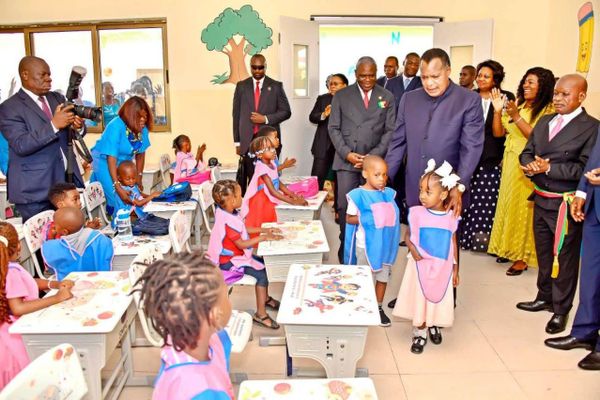 Congo-Brazzaville: un complexe scolaire ouvre ses portes pour accueillir 10 Congo-Brazzaville: un complexe scolaire ouvre ses portes pour accueillir 10 - Sputnik Afrique