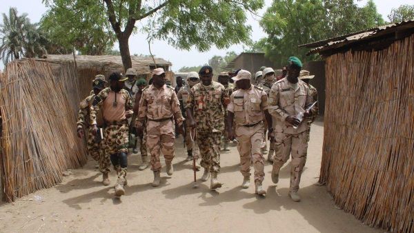 L’Union africaine va créer une force antiterroriste dans la région du lac Tchad, selon les médias - Sputnik Afrique