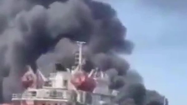 Un 3e pétrolier touché par une mine dans le détroit d’Ormuz après avoir ignoré les avertissements iraniens - Sputnik Afrique