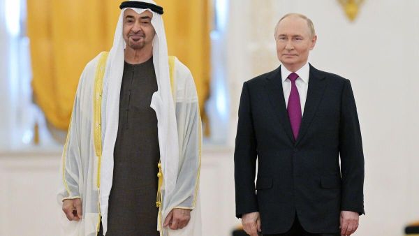 L'accord Russie-US sur le gasoil au centre d'un entretien entre les Présidents russe et émirati - Sputnik Afrique