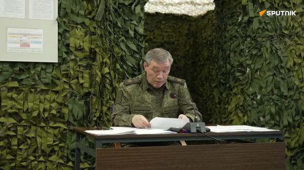 La Russie a libéré deux villes clés dans la République populaire de Donetsk - la Défense - Sputnik Afrique