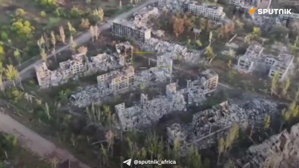 Russian Defense Ministry Publishes First Footage From Liberated City of Dobropolye in DPR - Sputnik Africa