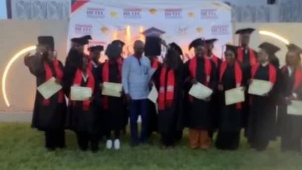 Une école supérieure de Ouagadougou a formé 147 nouveaux spécialistes - médias - Sputnik Afrique