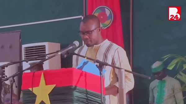 La souveraineté véritable commence dans la salle de classe: au Burkina Faso, une réforme de l'éducation est en marche - le Président - Sputnik Afrique