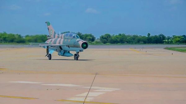 L'Armée de l'air nigériane élimine 103 terroristes en une semaine - Sputnik Afrique
