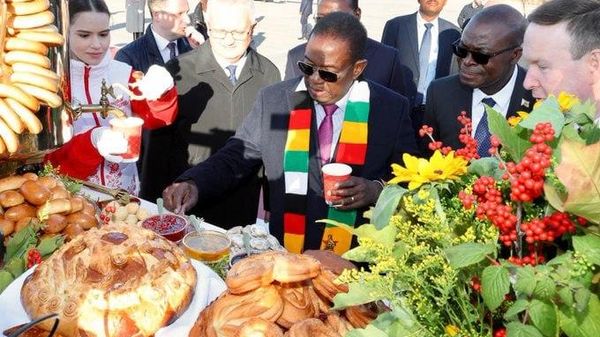 Zimbabwean President Mnangagawa Arrives in Moscow for 3d Russia-Africa Summit Zimbabwean President Mnangagawa Arrives in Moscow for 3d Russia-Africa Summit - Sputnik Africa