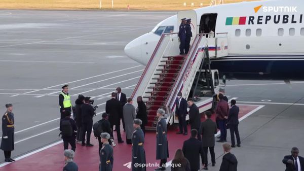Le Président du Mali Assimi Goïta est arrivé à Moscou pour participer au 3e sommet Russie-Afrique, rapporte un correspondant de Sputnik - Sputnik Afrique