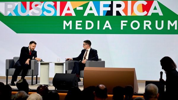 Le journalisme comme pont entre la Russie et l'Afrique: une discussion à Moscou réunit des médias de nombreux pays Le journalisme comme pont entre la Russie et l'Afrique: une discussion à Moscou réunit des médias de nombreux pays - Sputnik Afrique