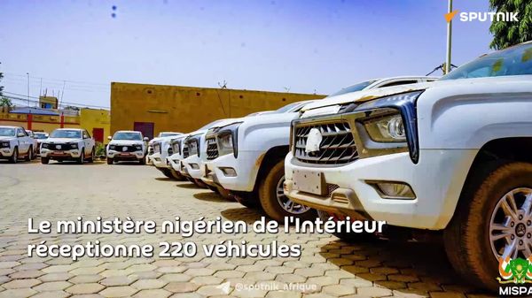 Au Niger, le ministère de l'Intérieur réceptionne des véhicules pour renforcer la protection des citoyens - Sputnik Afrique