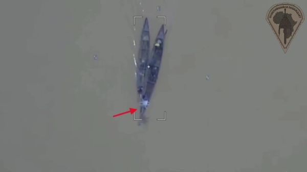 Mali: l’Africa Corps russe détruit des bateaux des terroristes avec un drone kamikaze Lancet - Sputnik Afrique