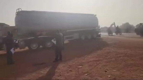 Un nouveau convoi de 1 - Sputnik Afrique