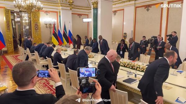 La Russie est reconnaissante au Mozambique pour son refus de s'associer aux démarches russophobes odieuses – Poutine - Sputnik Afrique