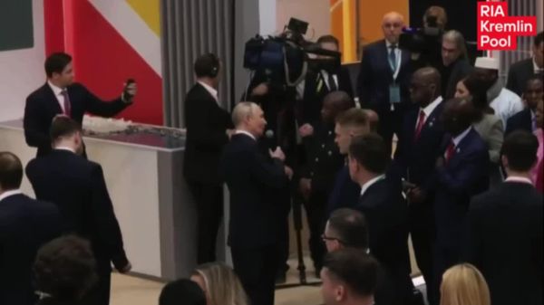 Format inédit: Poutine présente lui-même les géants des mers russes aux leaders africains - Sputnik Afrique