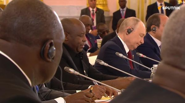 L’Afrique n’est pas venue au sommet pour demander de l’aide à la Russie, mais pour développer des relations - Président du Burundi - Sputnik Afrique
