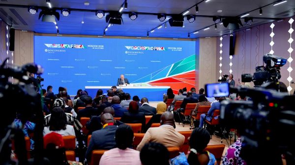 Projets concrets et pratiques russes face à la menace militaire occidentale en Afrique: premier bilan du sommet Russie-Afrique - Sputnik Afrique