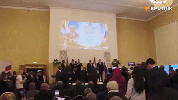 Al-Burhan Receives Honorary Doctorate From Russian State University for the Humanities - Sputnik Africa