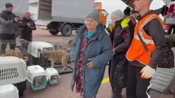 Des habitants d'Alechki souhaitant se rendre en Ukraine sont arrivés en Biélorussie - Sputnik Afrique