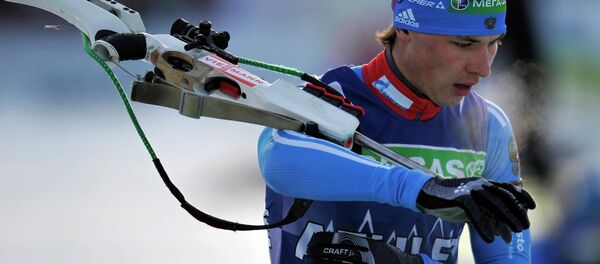 Le biathlète russe Maksim Burtasov - Sputnik Afrique