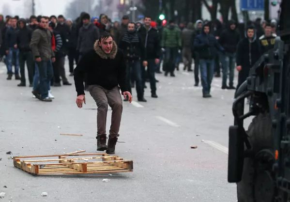 Kosovo: affrontements à Pristina Kosovo: affrontements à Pristina - Sputnik Afrique