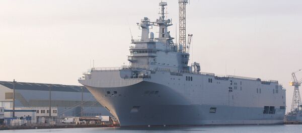 The Vladivostok warship docks on the port of Saint-Nazaire, western France, Friday, Sept.5, 2014 - Sputnik Afrique