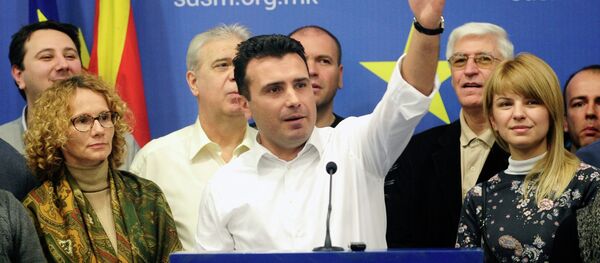 Macedonia's chief opposition leader Zoran Zaev speaks to the media during a press conference in Skopje January 31, 2015. Macedonia's chief opposition leader Zoran Zaev speaks to the media during a press conference in Skopje January 31, 2015. - Sputnik Afrique