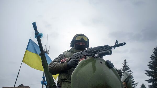 Украинский солдат в Дебальцево - Sputnik Afrique