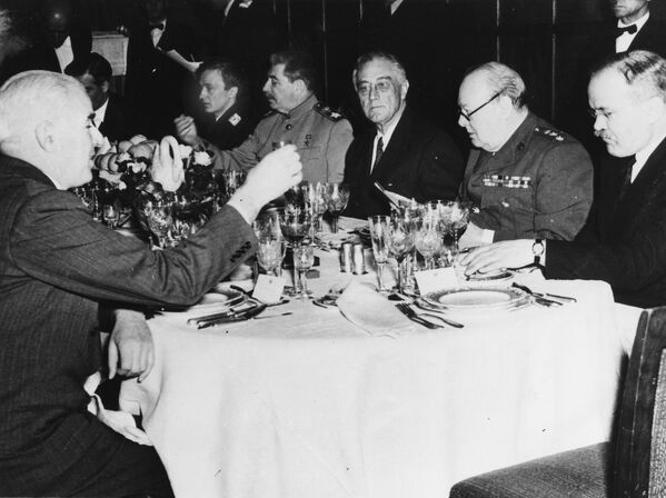 Il y a 70 ans s’ouvrait la conférence de Yalta - Sputnik Afrique
