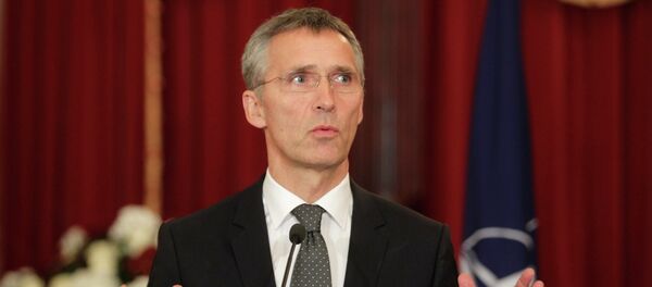 NATO Secretary General Jens Stoltenberg gestures as he speaks during a news conference in Riga November 20, 2014. - Sputnik Afrique