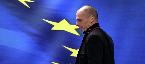 New Greek Finance Minister Yanis Varoufakis attends a handover ceremony in Athens on January 28, 2015 - Sputnik Afrique