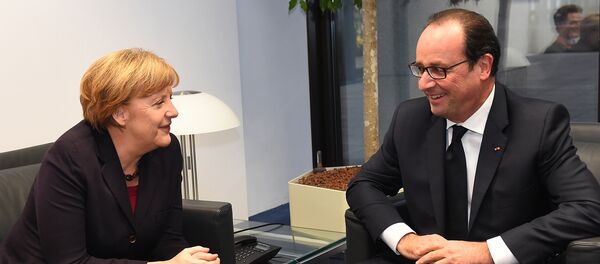 German Chancellor Angela Merkel and French President Francois Hollande - Sputnik Afrique