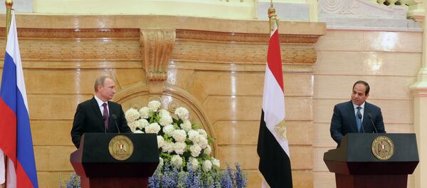 Vladimir Poutine et Abdel Fattah Al-Sissi Vladimir Poutine et Abdel Fattah Al-Sissi - Sputnik Afrique