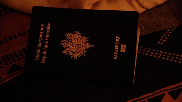 Французский паспорт - Sputnik Afrique