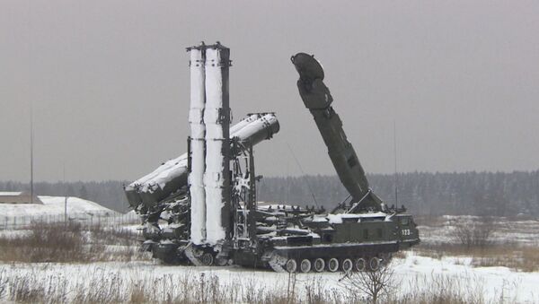 Missiles russes Antey-2500, une version modernisée des S-300 - Sputnik Afrique