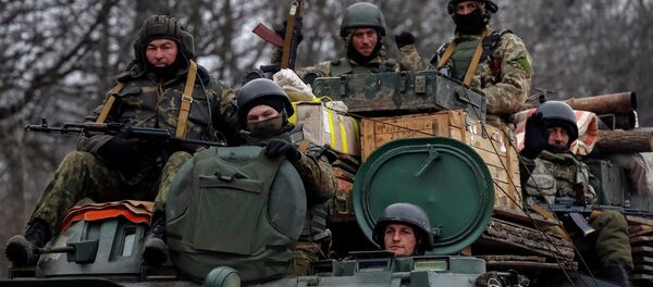 Members of the Ukrainian armed forces near Artemivsk - Sputnik Afrique