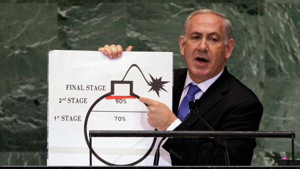 In Sept. 2012, Prime Minister Benjamin Netanyahu shows an illustration as he describes his concerns over Iran's nuclear ambitions, United Nations General Assembly - Sputnik Afrique