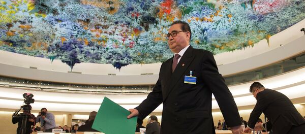 North Korean Foreign Minister Ri Su Yong arrives on March 3, 2015 to address delegates at the 28th Human Rights Council at United Nations headquarters in Geneva - Sputnik Afrique