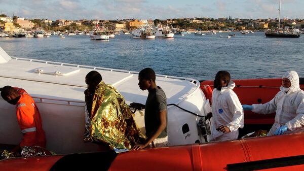 Migrants who survived a shipwreck - Sputnik Afrique