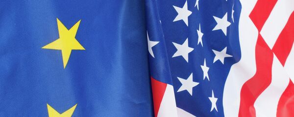 Banderas de la UE y de EEUU - Sputnik Afrique