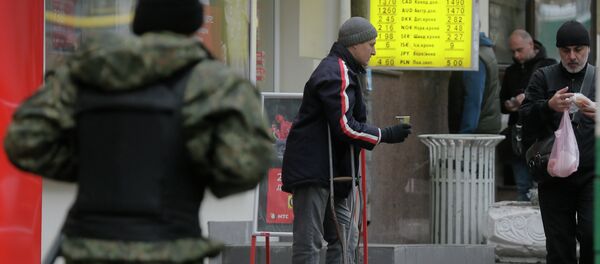 Ukraine : qui travaille, ne mange pas - Sputnik Afrique