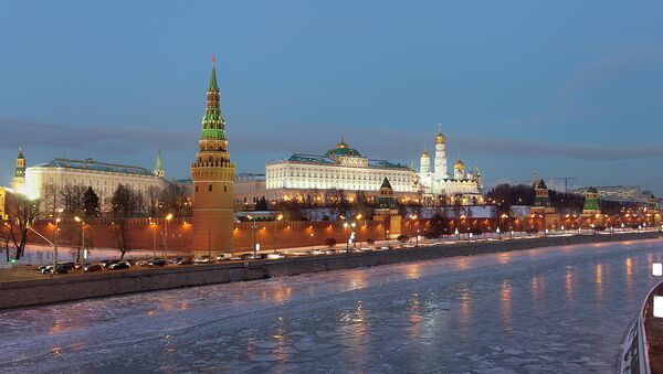 Moscow Kremlin, Moscow river at winter evening - Sputnik Afrique