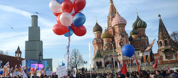 Rally and concert on Vasilyevsky Slope to mark anniversary of Crimea's reunification with Russia - Sputnik Afrique
