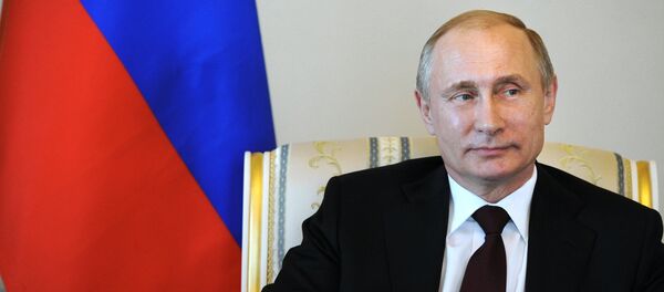 Президент РФ В.Путин встретился с главой Киргизии А.Атамбаевым в Стрельне - Sputnik Afrique