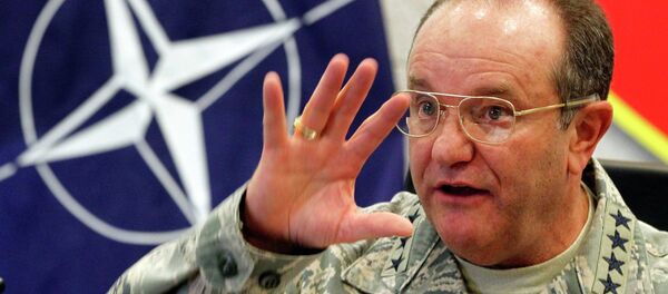 U.S. Air Force General Philip Breedlove speaks during an interview at the NATO headquarters in Naples November 11, 2014 U.S. Air Force General Philip Breedlove speaks during an interview at the NATO headquarters in Naples November 11, 2014 - Sputnik Afrique