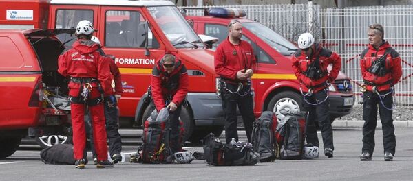 Des secouristes français - Sputnik Afrique